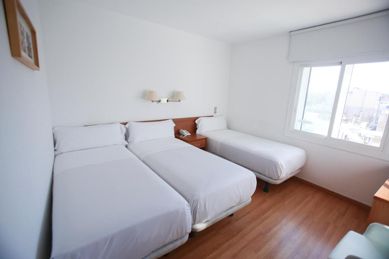 Gatell Hotel Vilanova i la Geltrú Esterno foto