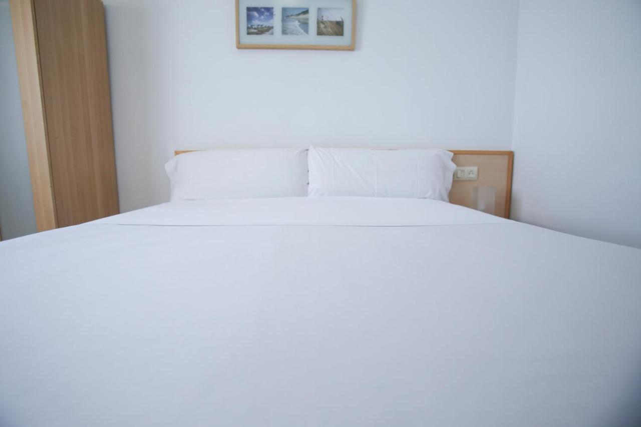 Gatell Hotel Vilanova i la Geltrú Esterno foto