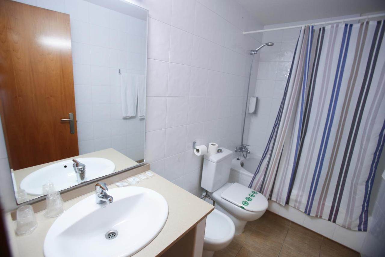 Gatell Hotel Vilanova i la Geltrú Esterno foto
