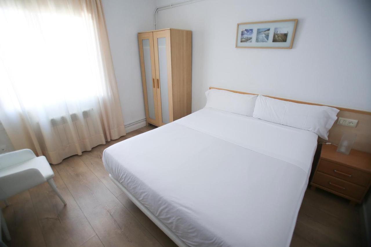 Gatell Hotel Vilanova i la Geltrú Esterno foto