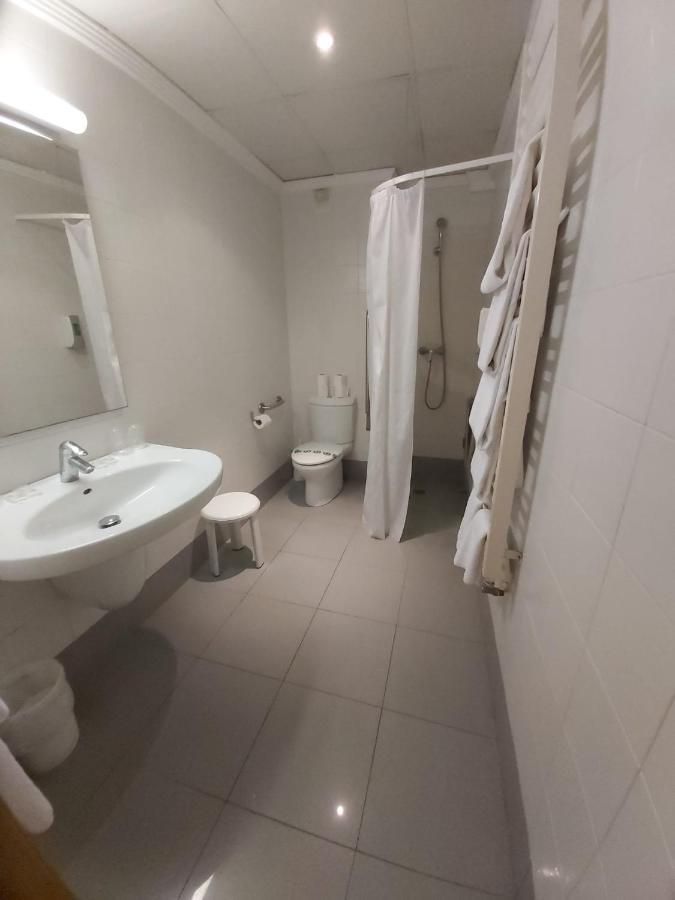 Gatell Hotel Vilanova i la Geltrú Esterno foto