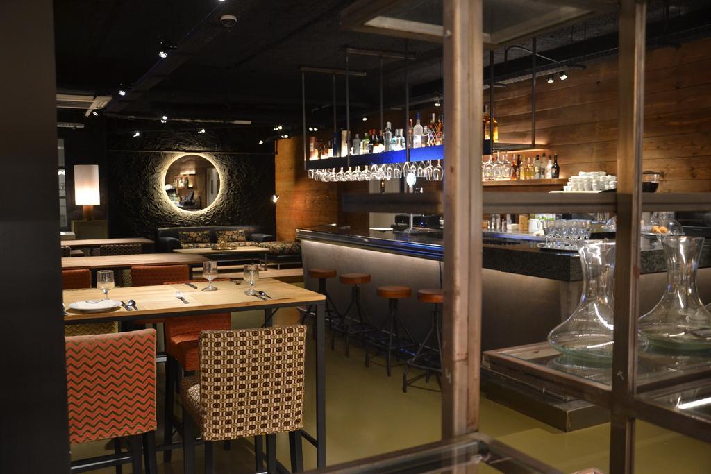 Gatell Hotel Vilanova i la Geltrú Esterno foto