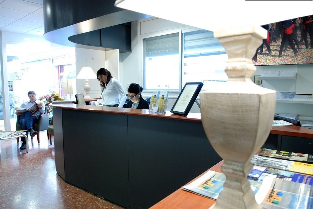 Gatell Hotel Vilanova i la Geltrú Esterno foto