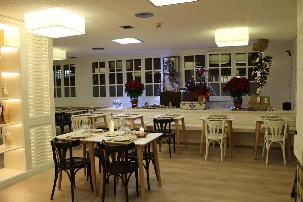 Gatell Hotel Vilanova i la Geltrú Esterno foto